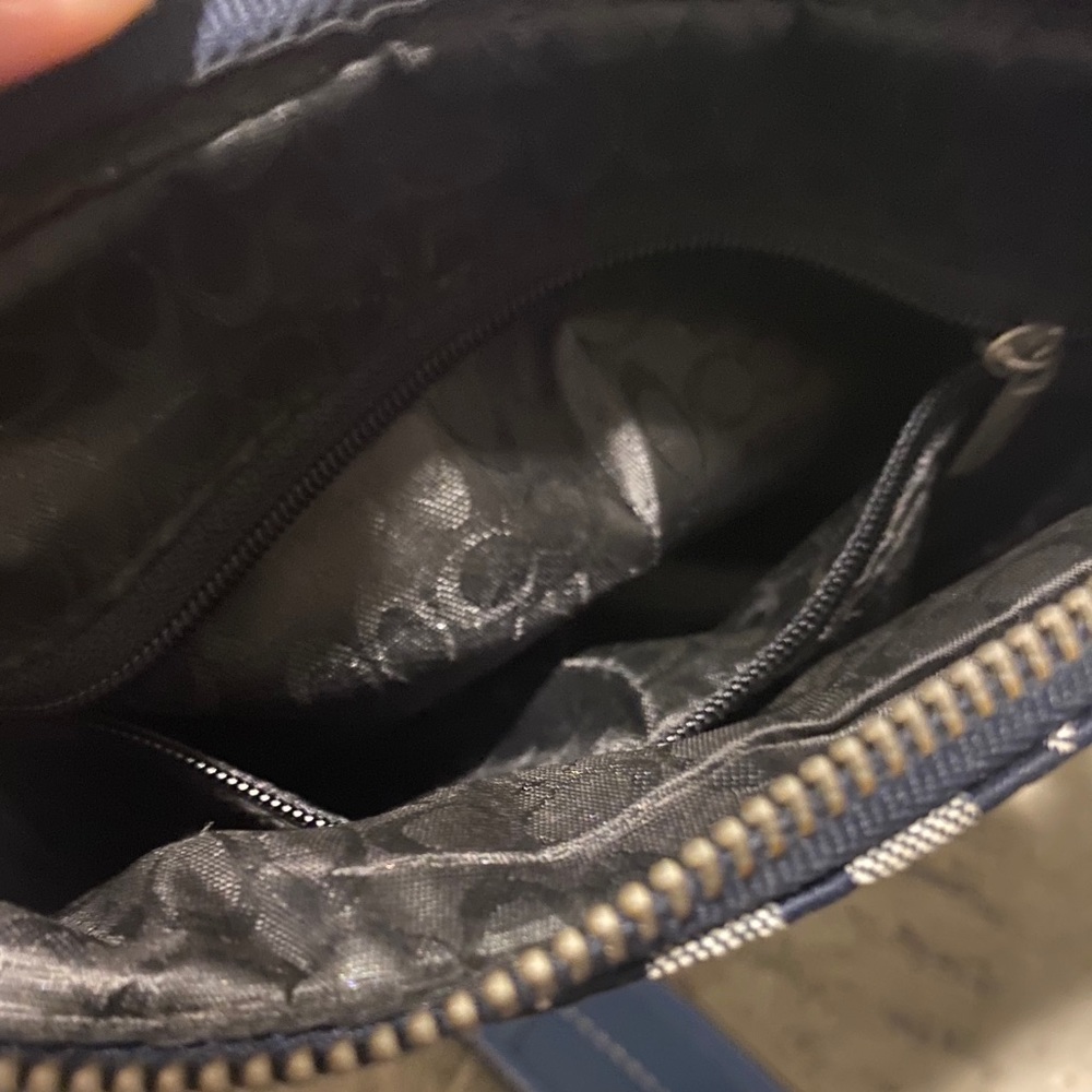Coach purse - Picture 7 of 7
